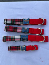 Load image into Gallery viewer, Merry &amp; Bright Collar
