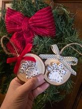 Load image into Gallery viewer, Paw Print String Art Ornament
