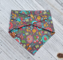 Load image into Gallery viewer, The Foxy Bandana
