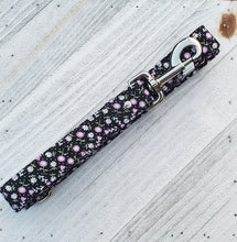 Load image into Gallery viewer, Black Floral Set
