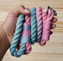 Load image into Gallery viewer, Cotton Candy Rope Leash
