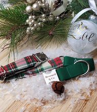 Load image into Gallery viewer, Holiday Cheer Collar
